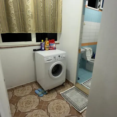 Eme Flat Appartement